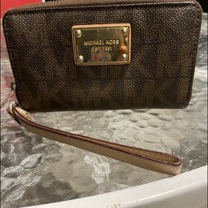 Michael Kos wristlet